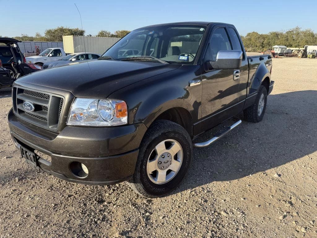 Image of Ford F-150 Primary image