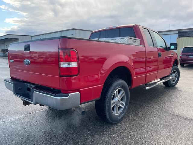 Image of Ford F-150 equipment image 4