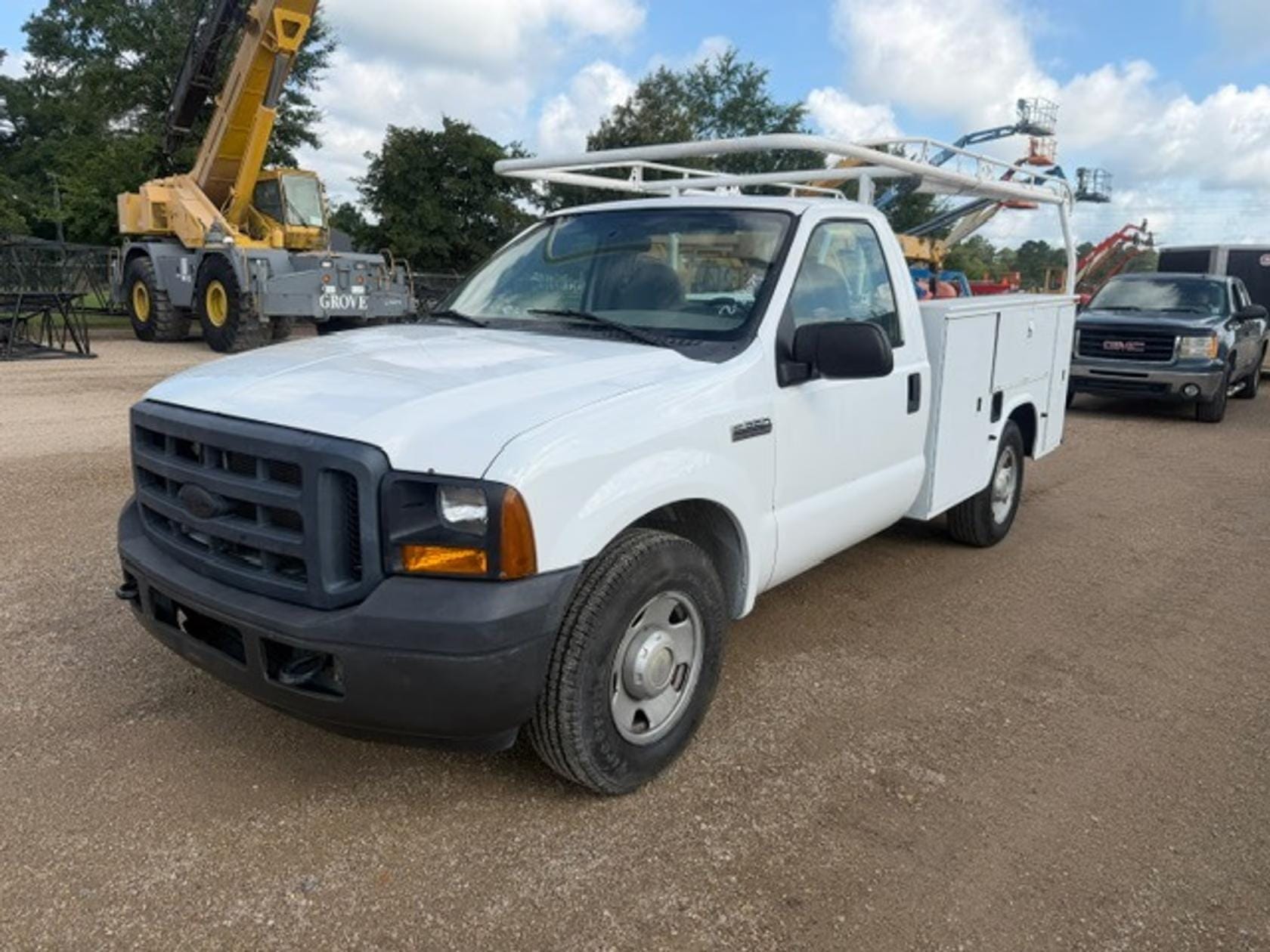 2006 Ford F-150 Equipment Image0