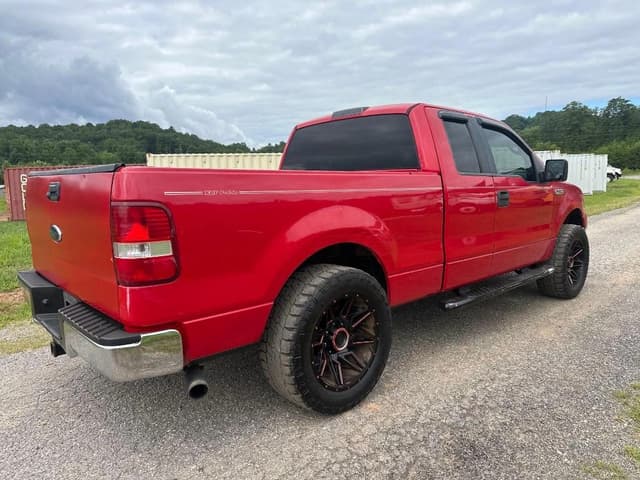 Image of Ford F-150 equipment image 4