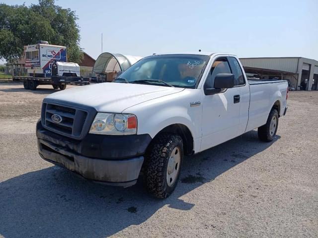 Image of Ford F-150 equipment image 1