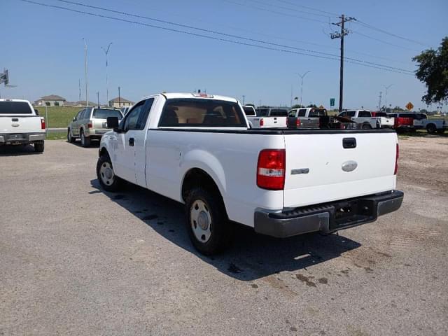 Image of Ford F-150 equipment image 2