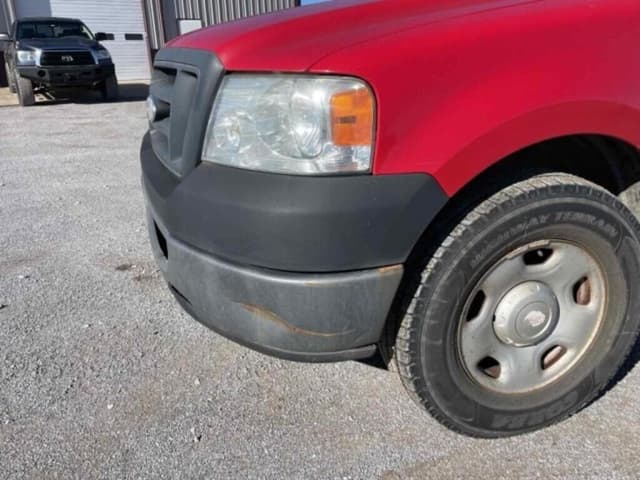 Image of Ford F-150 equipment image 4