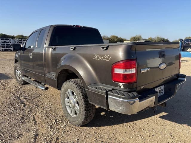 Image of Ford F-150 equipment image 2