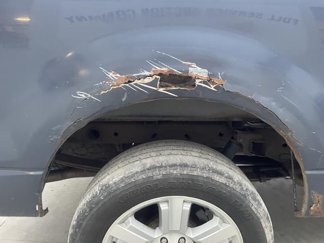 Image of Ford F-150 equipment image 2