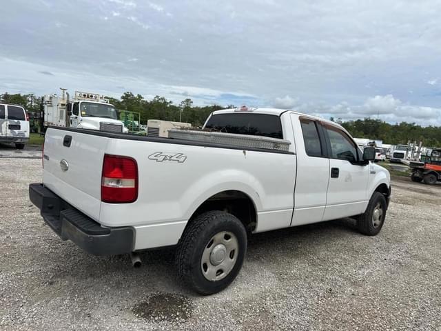 Image of Ford F-150 equipment image 2