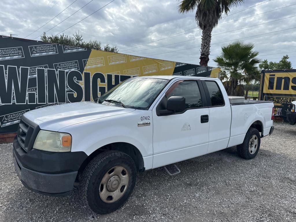 2006 Ford F-150 Equipment Image0