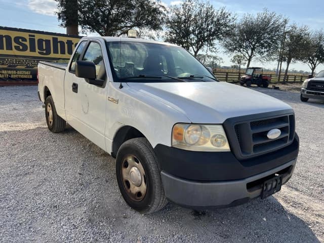 Image of Ford F-150 equipment image 3