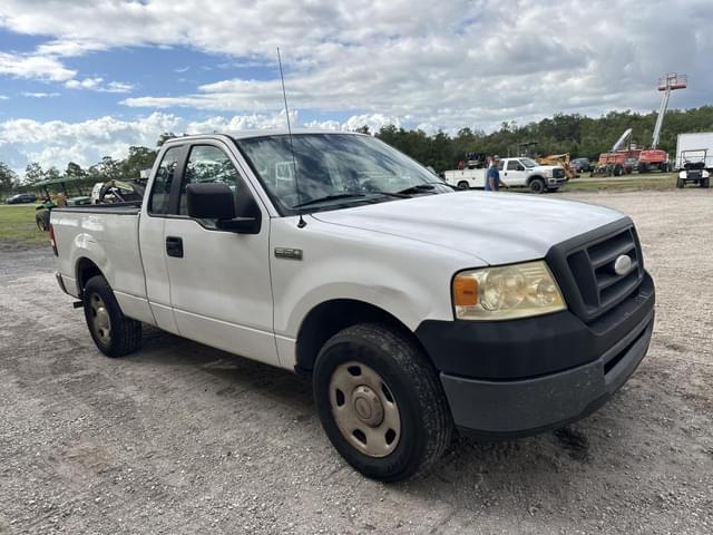 Image of Ford F-150 equipment image 3