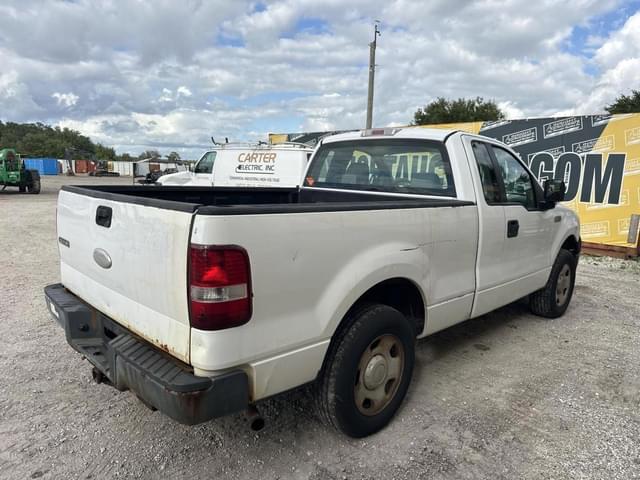 Image of Ford F-150 equipment image 2