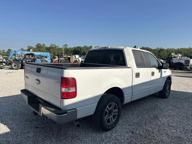 Image of Ford F-150 equipment image 2