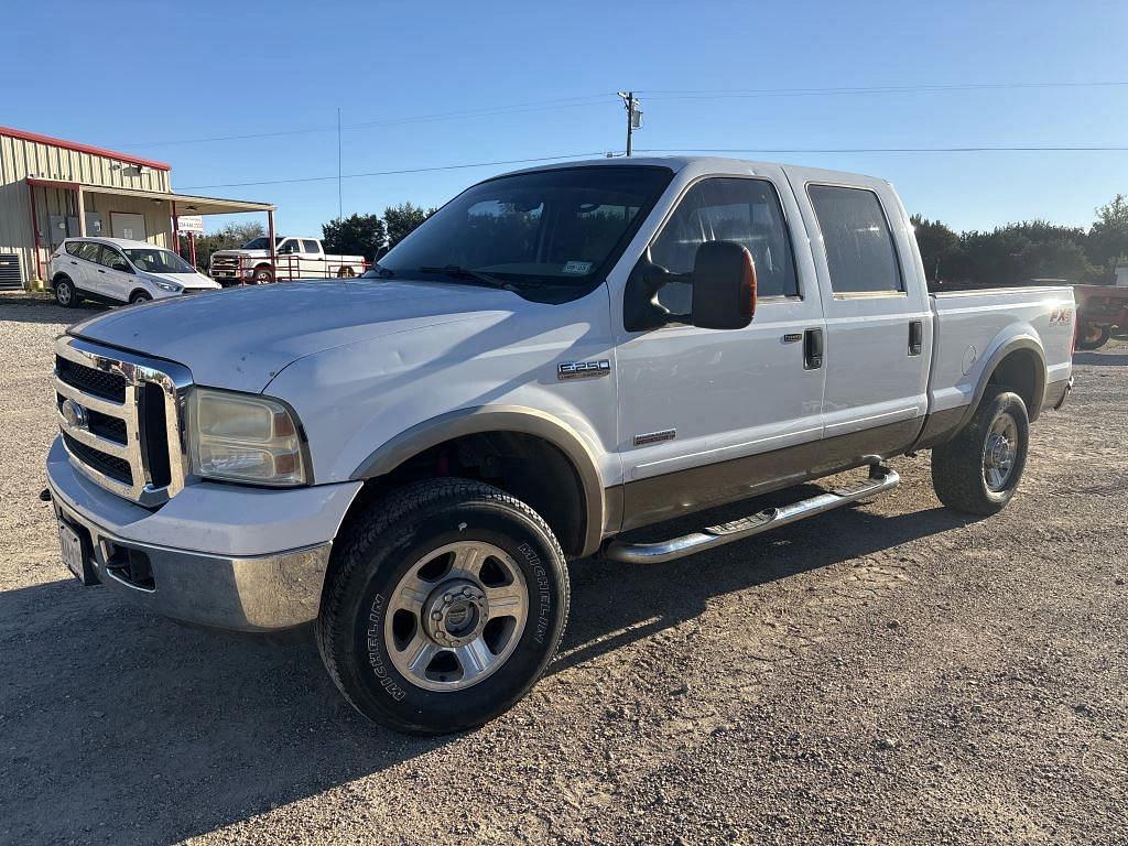 Image of Ford F-250 Primary image