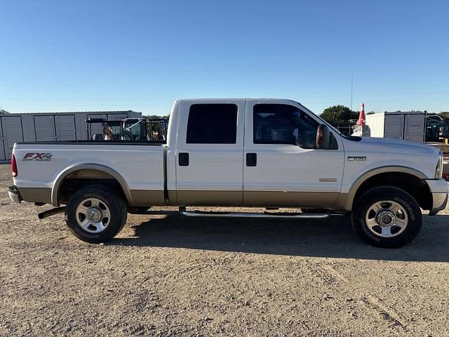 Image of Ford F-250 equipment image 4