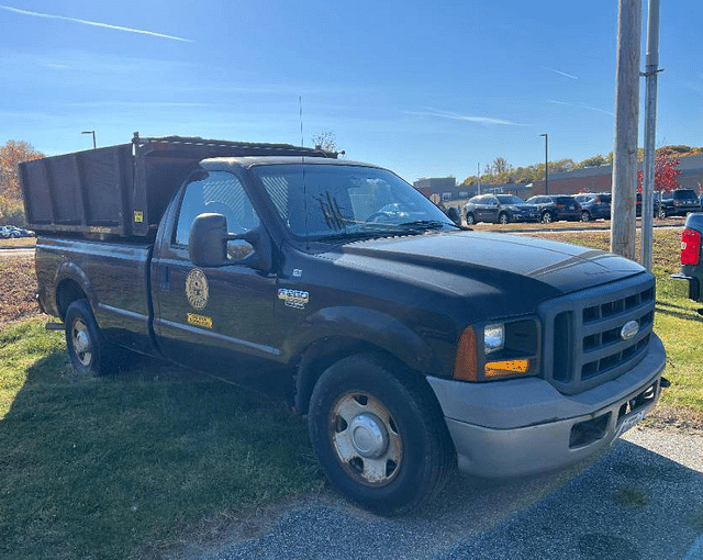 Image of Ford F-250 equipment image 4