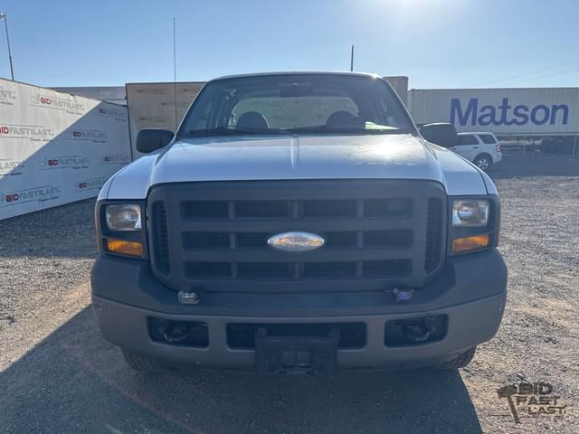 Image of Ford F-250 equipment image 1