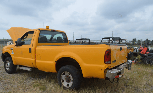 Image of Ford F-250 equipment image 1
