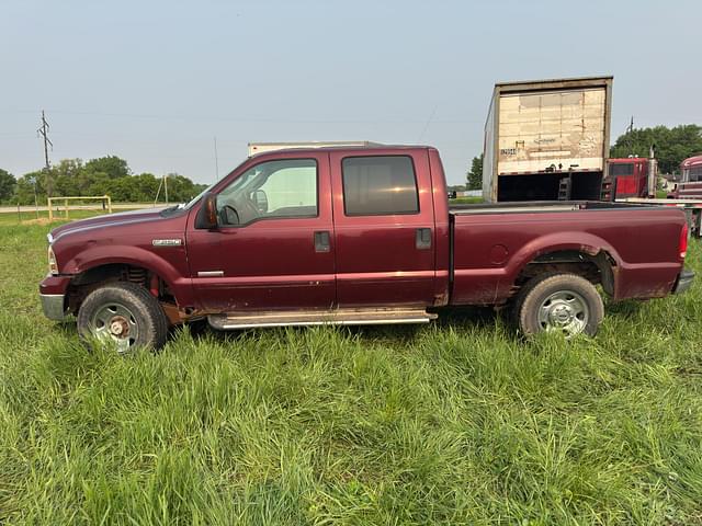 Image of Ford F-250 equipment image 1