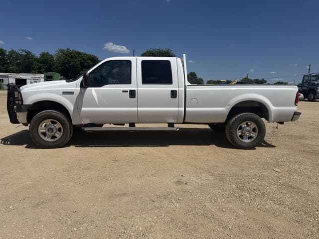 Image of Ford F-250 equipment image 1
