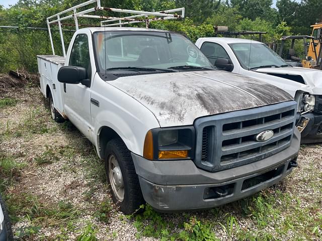 Image of Ford F-250 equipment image 4