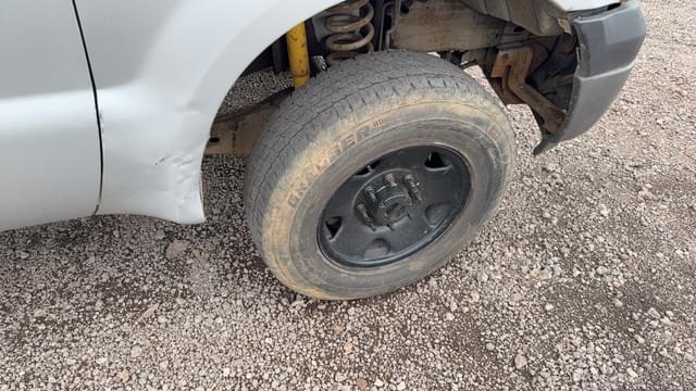 Image of Ford F-250 equipment image 4