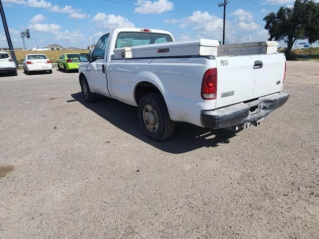 Image of Ford F-250 equipment image 4