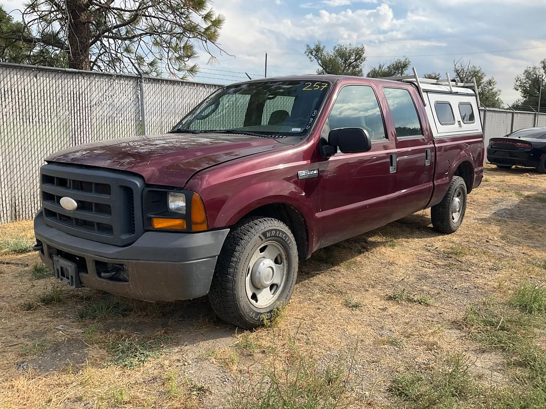 Image of Ford F-250 Primary image