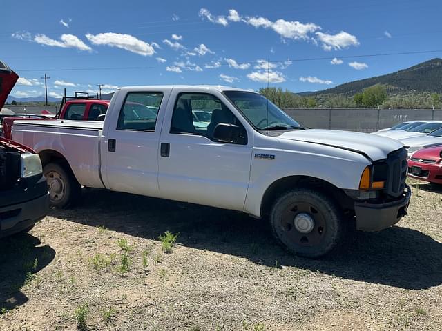 Image of Ford F-250 equipment image 4