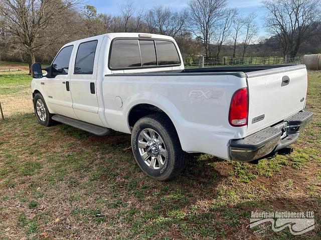 Image of Ford F-250 equipment image 1