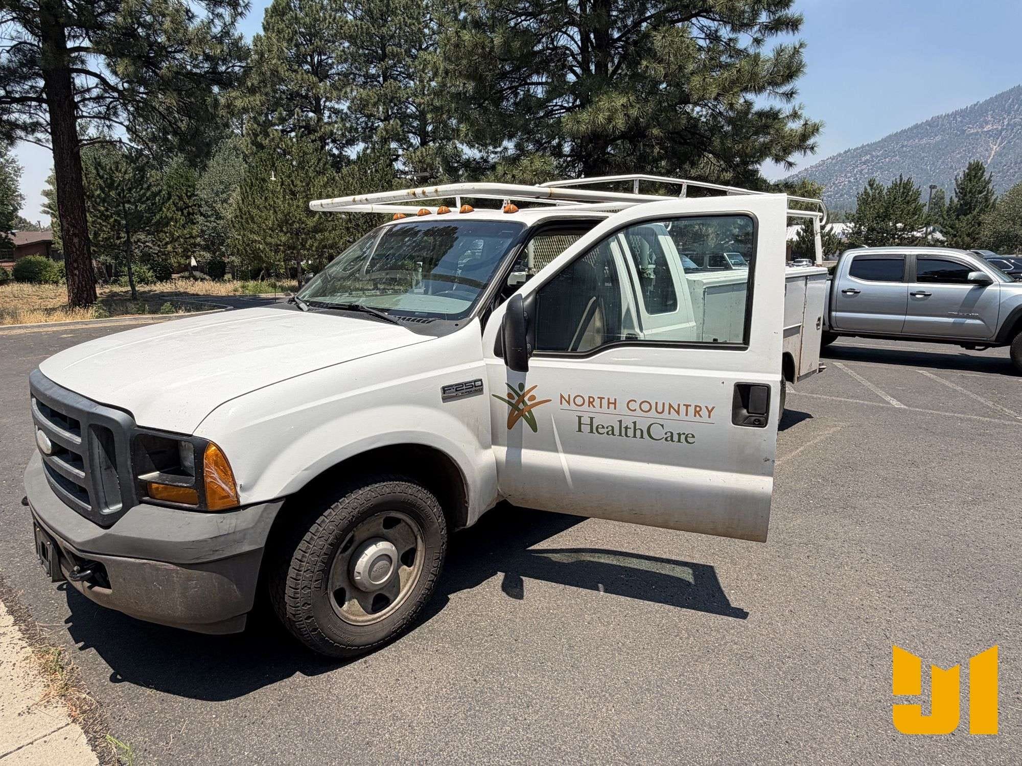 2006 Ford F-250 Equipment Image0