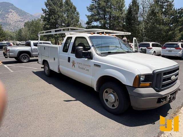 Image of Ford F-250 equipment image 2