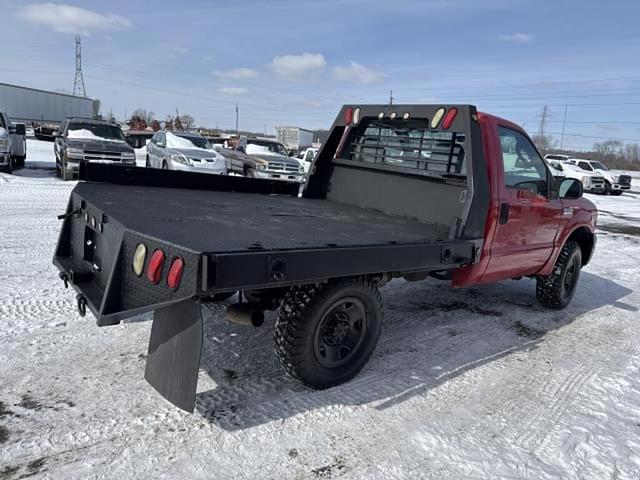 Image of Ford F-250 equipment image 3