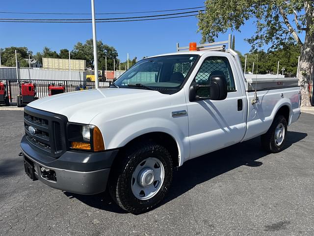 Image of Ford F-250 equipment image 1