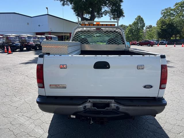 Image of Ford F-250 equipment image 4