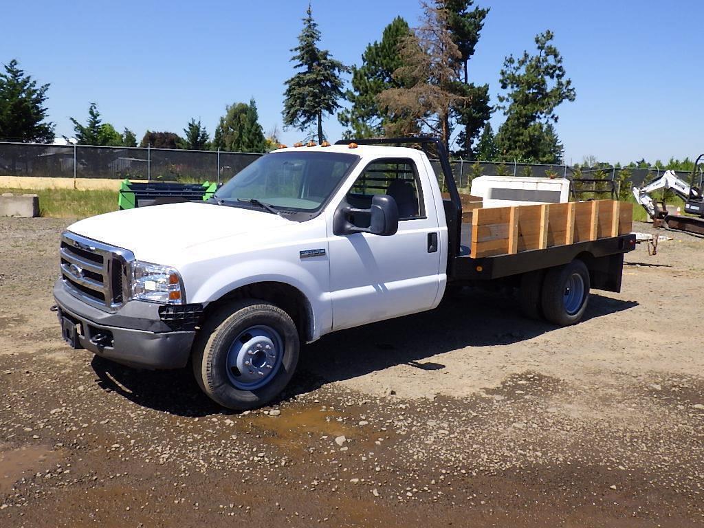 Image of Ford F-350 Primary image