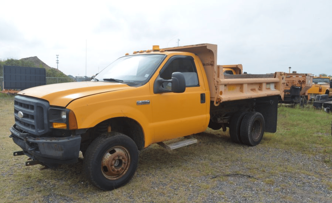 Image of Ford F-350 Primary image
