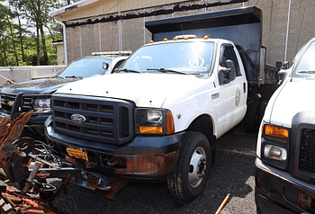 2006 Ford F-350 Equipment Image0