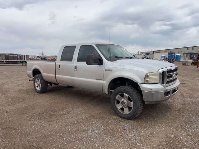 Image of Ford F-350 equipment image 1