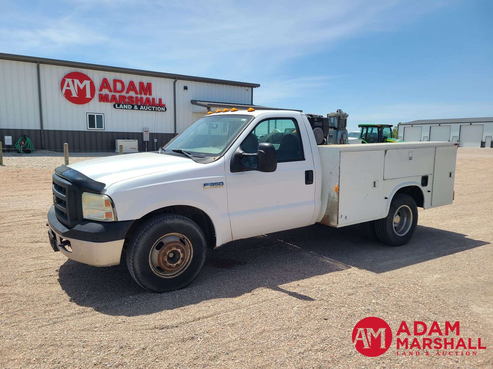 2006 Ford F-350 Equipment Image0