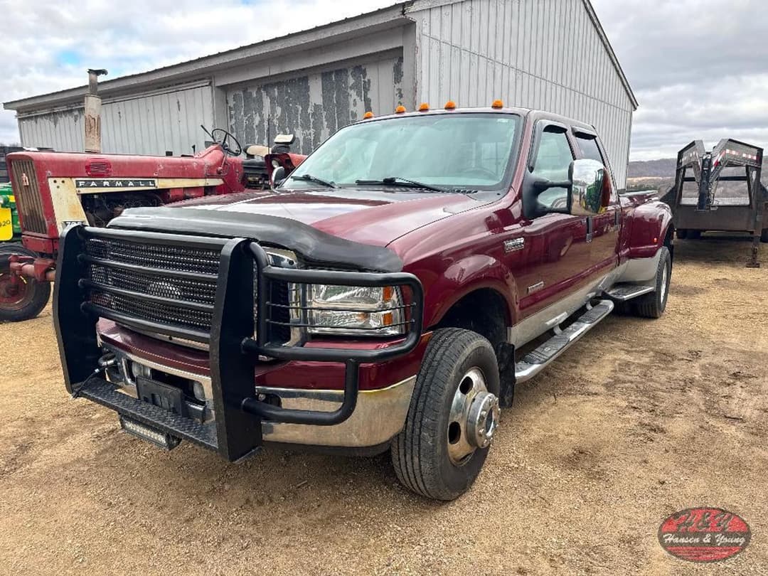 Image of Ford F-350 Primary image