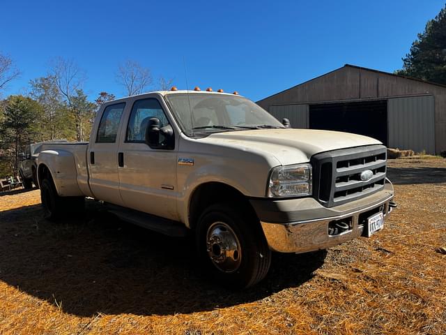 Image of Ford F-250 equipment image 2