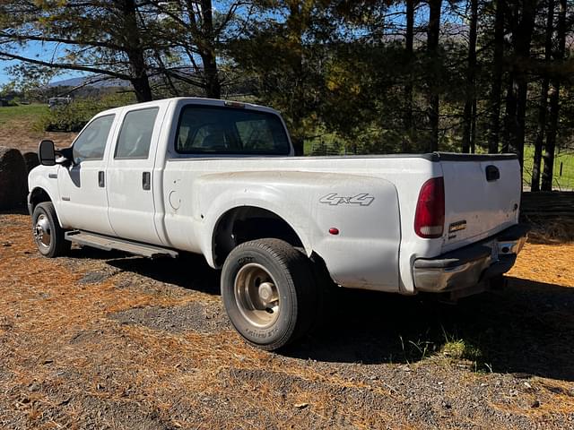 Image of Ford F-250 equipment image 4