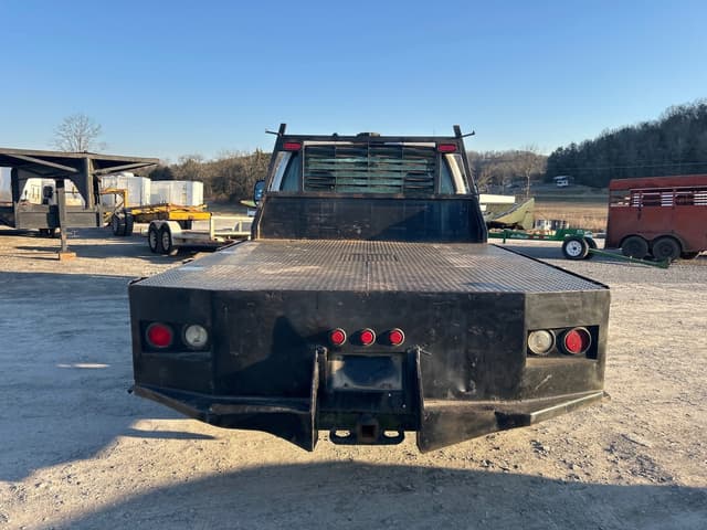 Image of Ford F-450 equipment image 2