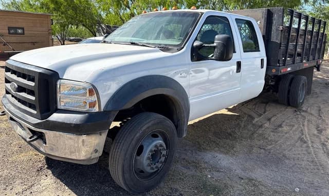 Image of Ford F-550 equipment image 2