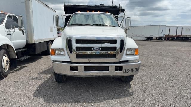Image of Ford F-650 equipment image 1