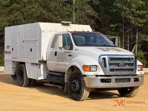 2006 Ford F-650 Image
