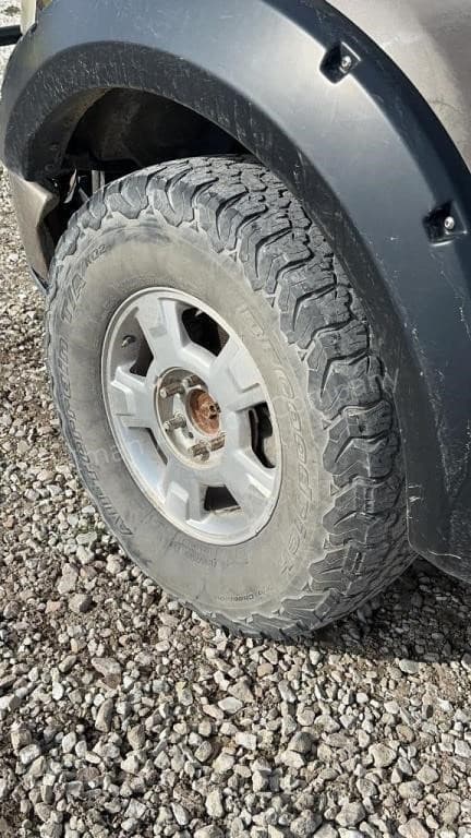 Image of Ford F-150 equipment image 2