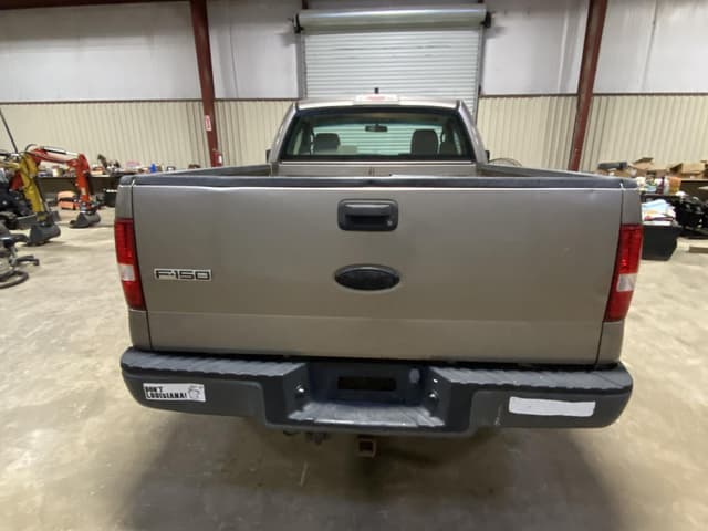 Image of Ford F-150 equipment image 4