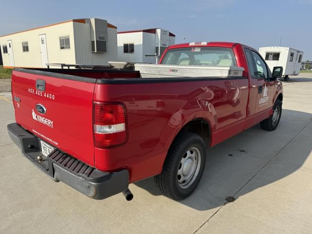 Image of Ford F-150 equipment image 4