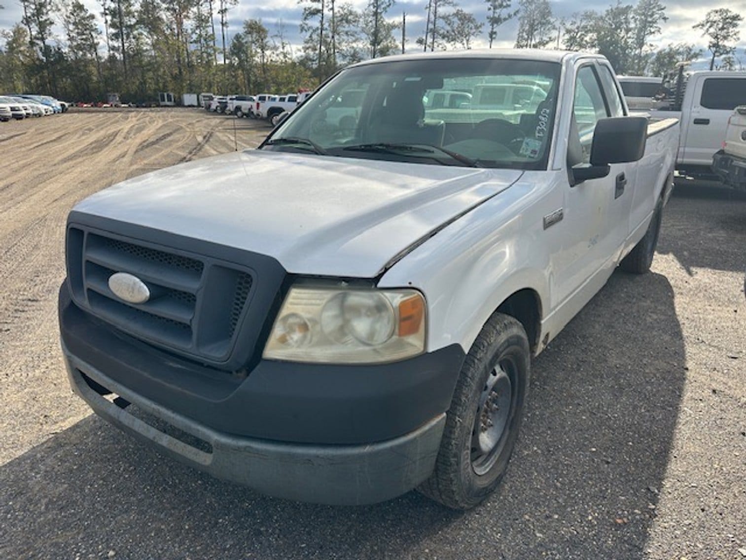 2006 Ford F-150 Equipment Image0