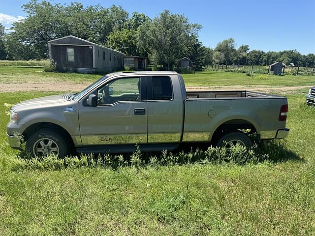 Image of Ford F-150 equipment image 2